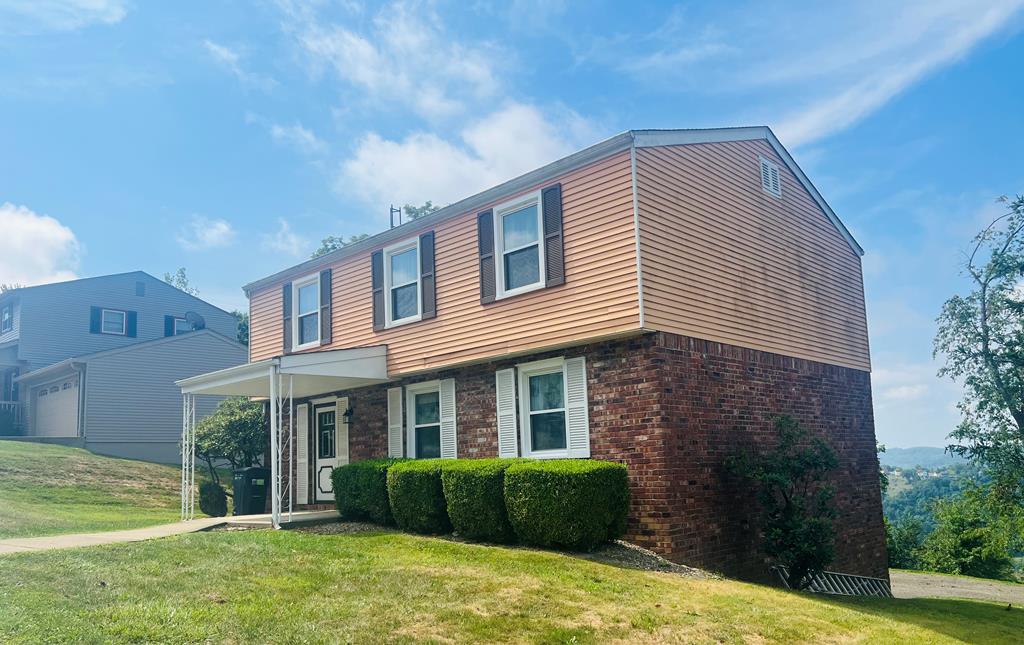 Raven Ave, Wheeling, WV 26003