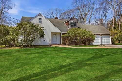 6 Oakland Lane, Southampton, NY, 11942 | Card Image