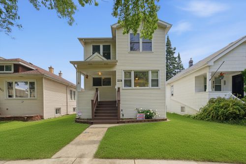 2231 N 75th Ave, Elmwood Park, IL, 60707-2602 | Card Image