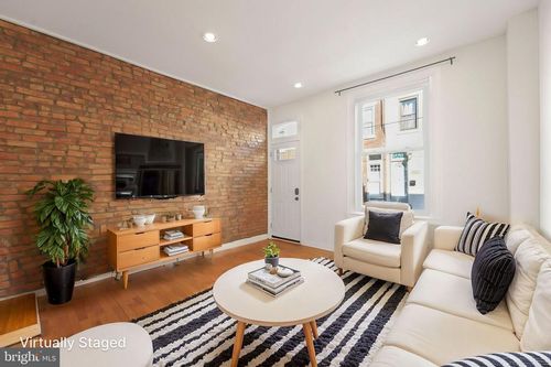 3008 Harper St, PHILADELPHIA, PA, 19130-1126 | Card Image