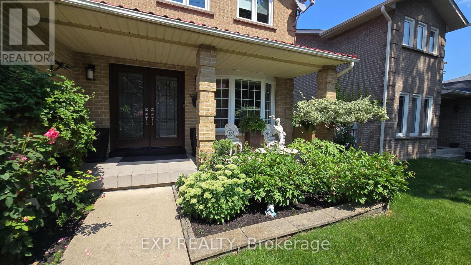 Residential Lease in Oakville (BR Bronte) 3