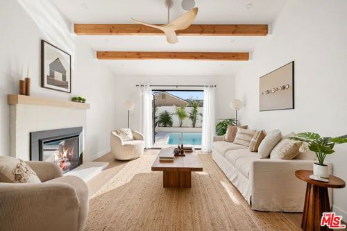 15864 Marlin Pl, Lake Balboa, CA, 91406-5018 | Card Image