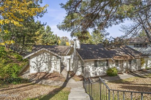 1149 Wagon Wheel Cir, Reno, NV, 89503-3145 | Card Image