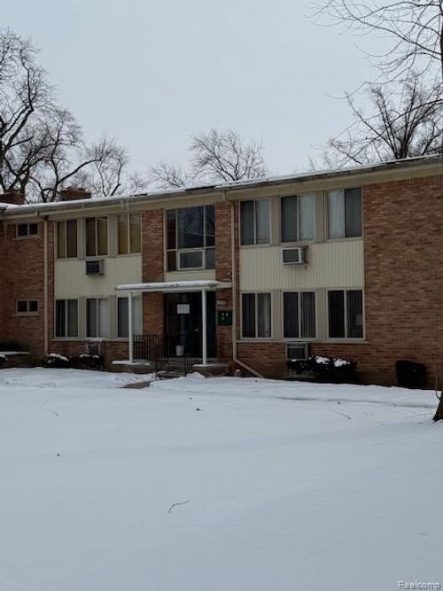17276 Bentler St, Detroit, MI, 48219-4701 | Card Image