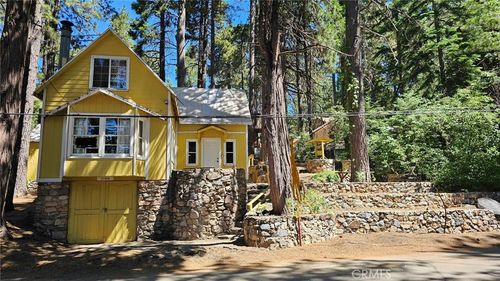 31858 Hollow Way, Running Springs, CA, 92382 | Card Image