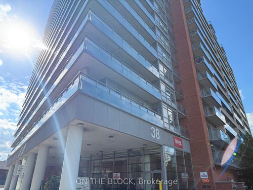 302-38 Joe Shuster Way, Toronto, ON, M6K0A5 | Card Image