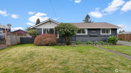 923 E 32nd Street, Bremerton, WA, 98310 | Card Image