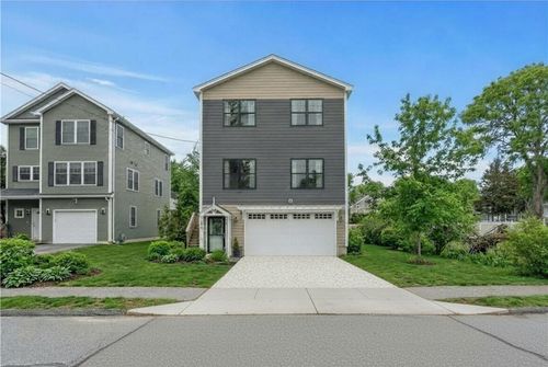 17 Wuddall Ave, Warwick, RI, 02889-3518 | Card Image