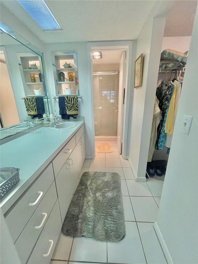 APT-311D - 2309 S Cypress Bend Dr, Condo with 3 bedrooms, 2 bathrooms and null parking in Pompano Beach FL | Image 33