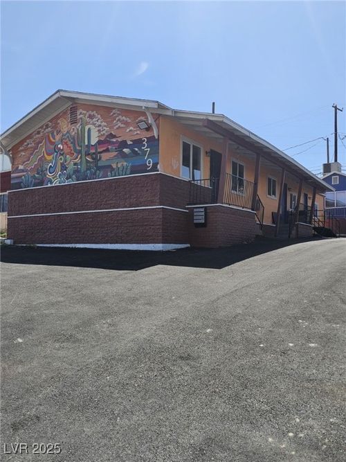 d-379 N 15th St, Las Vegas, NV, 89101-7420 | Card Image