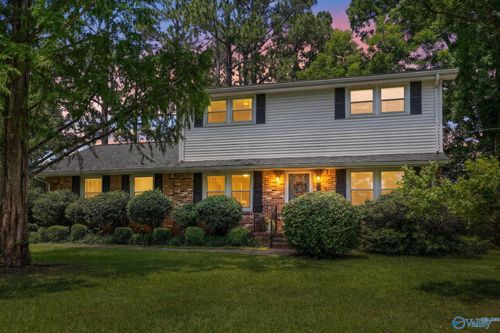 11242 Hillwood Drive Se, Huntsville, AL, 35803 | Card Image