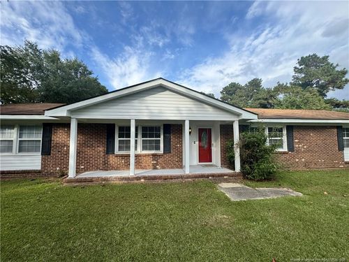 2879 County Line Rd, Saint Pauls, NC, 28384-9463 | Card Image