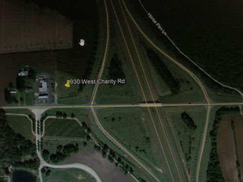 930 W West Charity Road, Rose Hill, NC, 28458 | Card Image