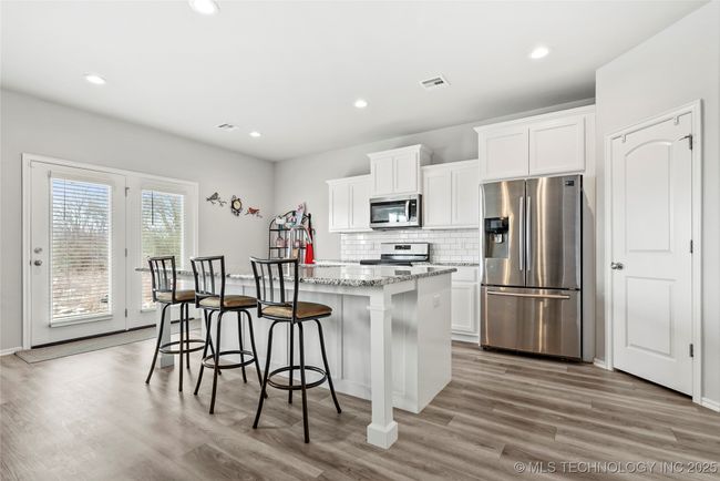 6250 S 317 Th East Ave, House other with 4 bedrooms, 3 bathrooms and null parking in Broken Arrow OK | Image 11
