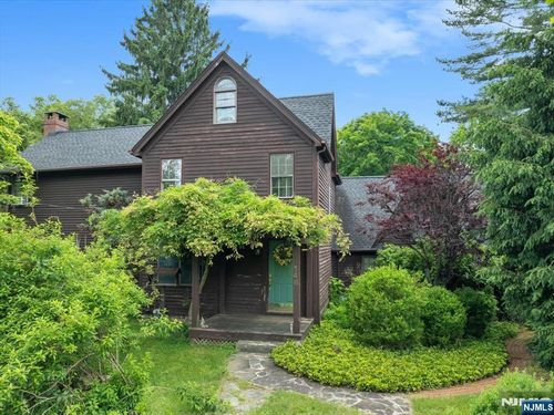 148 Spring Valley Rd, Montvale, NJ, 07645-1119 | Card Image