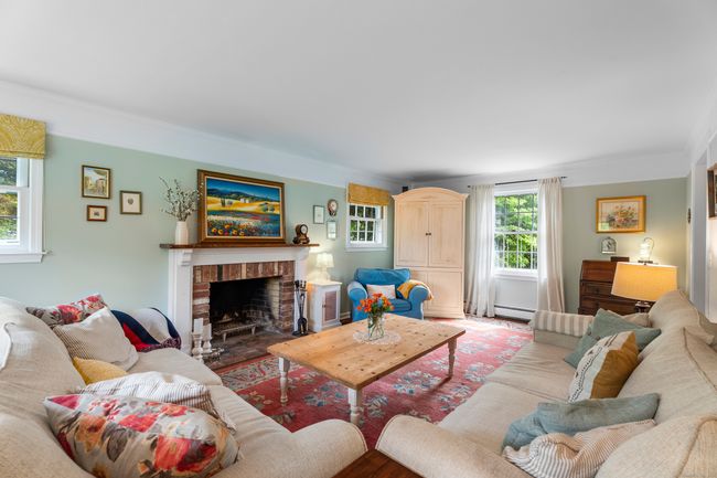 98 Whisconier Rd, House other with 4 bedrooms, 3 bathrooms and null parking in Brookfield CT | Image 4