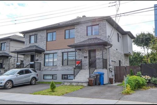 3897 Rue Rideau, Longueuil, QC, J3Y5N1 | Card Image