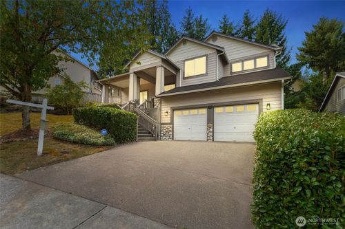 909 Pike St Nw, Auburn, WA, 98001-3862 | Card Image