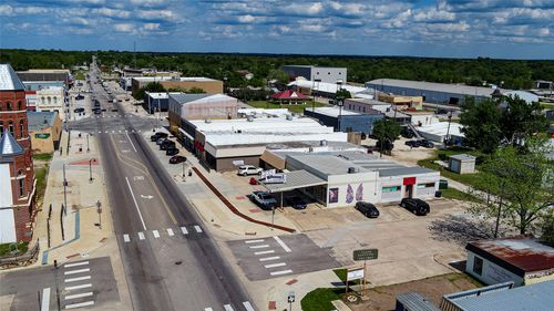 139 W Cameron Avenue, Rockdale, TX, 76567 | Card Image