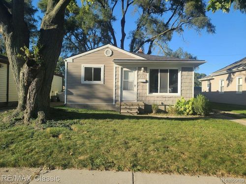 937 E Annabelle Ave, Hazel Park, MI, 48030-1235 | Card Image