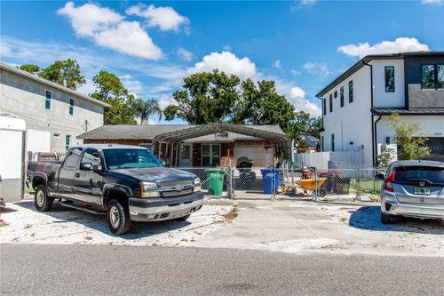 2725 W Tyson Ave, TAMPA, FL, 33611-4505 | Card Image