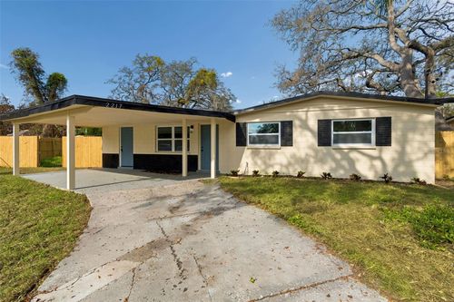 2217 E Colby Lane, TAMPA, FL, 33612 | Card Image