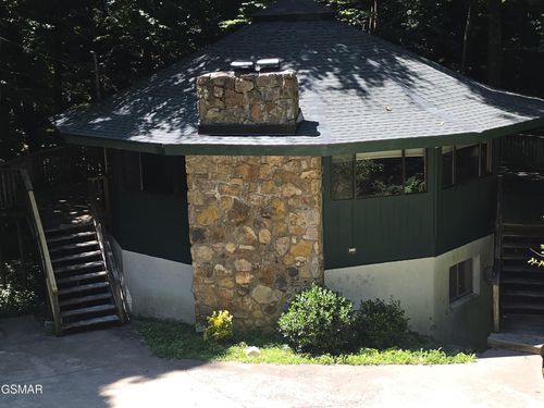 1321 N Baden Dr, Gatlinburg, TN, 37738-3805 | Card Image