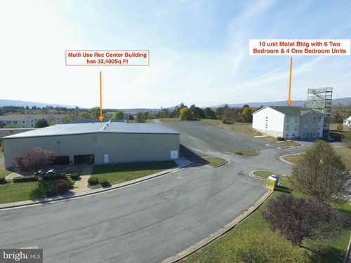 35 &amp; 18 Signal Knob Dr, STRASBURG, VA, 22657 | Card Image