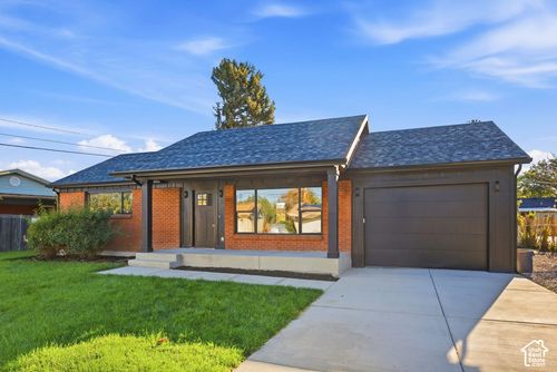 3593 S Cochise Dr, West Valley City, UT, 84120-3327 | Card Image