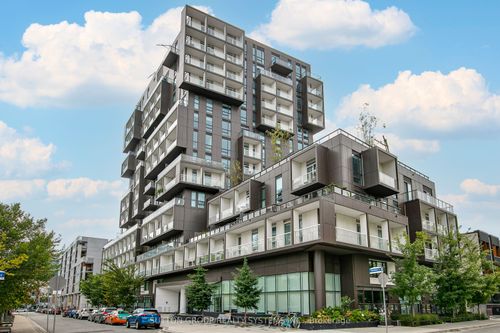 910-80 Vanauley St, Toronto, ON, M5T0C9 | Card Image