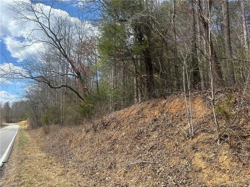 000 Sunset Dr, North Wilkesboro, NC, 28659 | Card Image