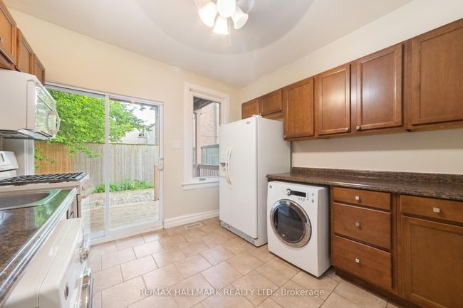 25 Norwood Terr, House other with 3 bedrooms, 3 bathrooms and null parking in Toronto ON | Image 13