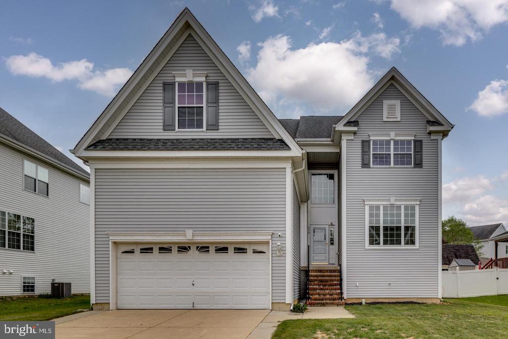 Worcester Dr, West Deptford, NJ 08086