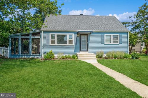 51 Kenwood Ter, Hamilton, NJ, 08610-2512 | Card Image