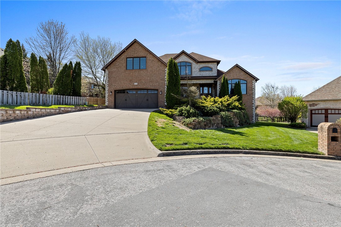 1324 E Lakepoint Court, For Sale in Springfield Zoocasa