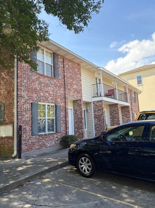 2-315 W Parker, Baton Rouge, LA, 70808 | Card Image