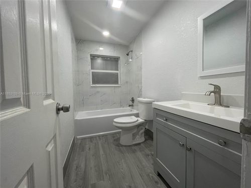 1-1719 Lincoln St, Hollywood, FL, 33020-3513 | Card Image