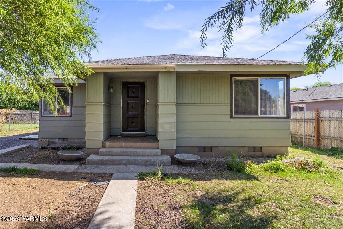 13th St, Yakima, WA 98901