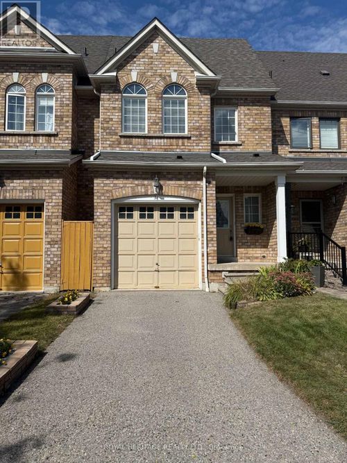 34 Gateway Court, Whitby (Taunton North), ON, L1R3M9 | Card Image