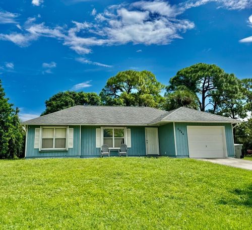2046 15th Ave Sw, Vero Beach, FL, 32962-6861 | Card Image