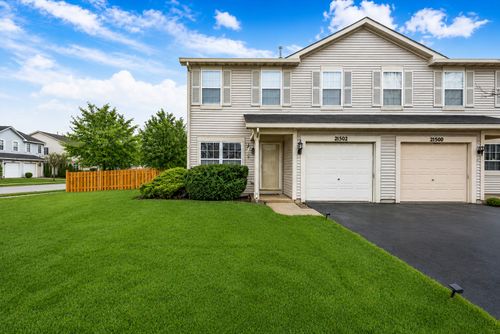 21552 Freeport Ct, Plainfield, IL, 60544-6093 | Card Image