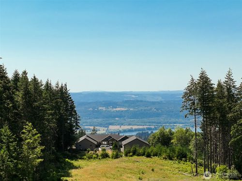 140 Yarrow Place, Kalama, WA, 98625 | Card Image