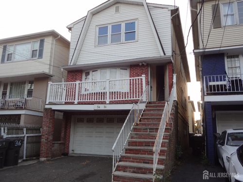 34 Dino Dr, Keasbey, NJ, 08832-1105 | Card Image