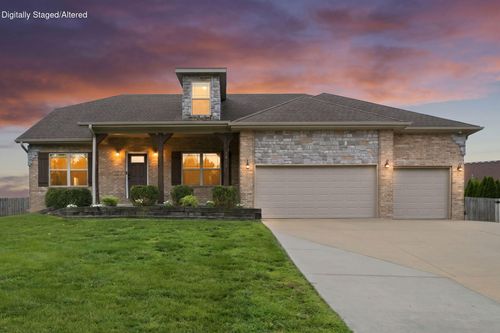 1813 N 7th Ave, Ozark, MO, 65721-9696 | Card Image