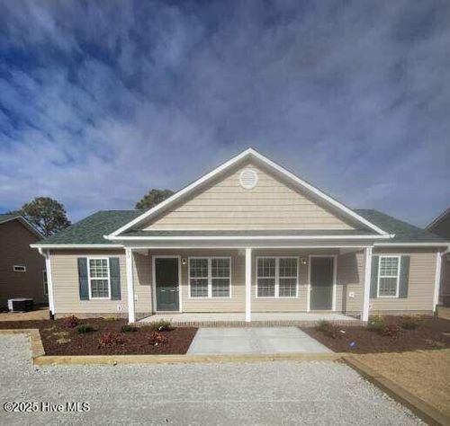 99 Oyster Ln, Hubert, NC, 28539-3926 | Card Image
