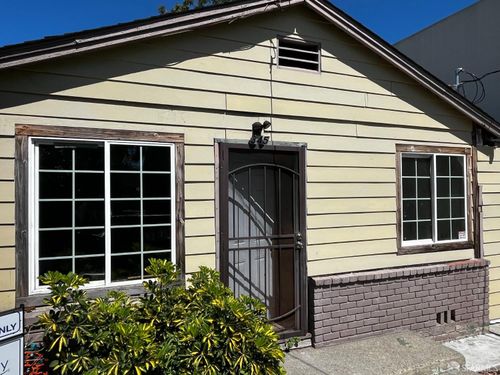 345 1st Avenue, Redwood City, CA, 94063 | Card Image