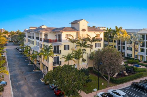 203-226 N Latitude Cir, Delray Beach, FL, 33483-8063 | Card Image