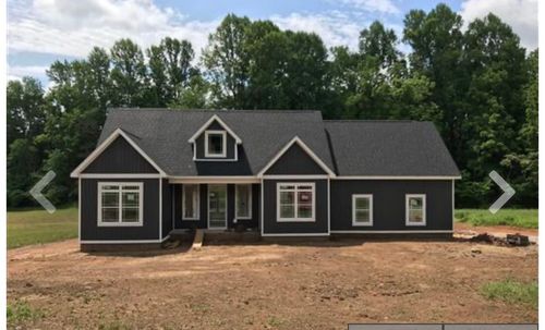 1521 Liberty Rd, Charlotte, TN, 37036-6415 | Card Image