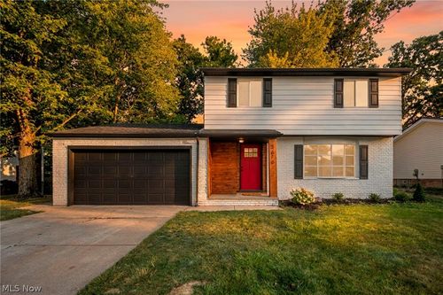 5616 Thoreau Drive, Parma, OH, 44129 | Card Image