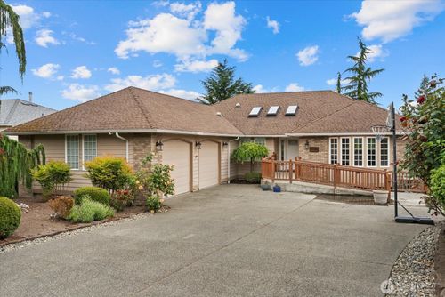 9100 189th Avenue Ct E, Bonney Lake, WA, 98391-6304 | Card Image